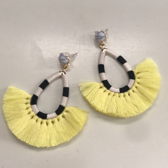 ⚡️ SALE ⚡️Yellow Tassel Marble Dangle Earrings - Picture 2 of 2